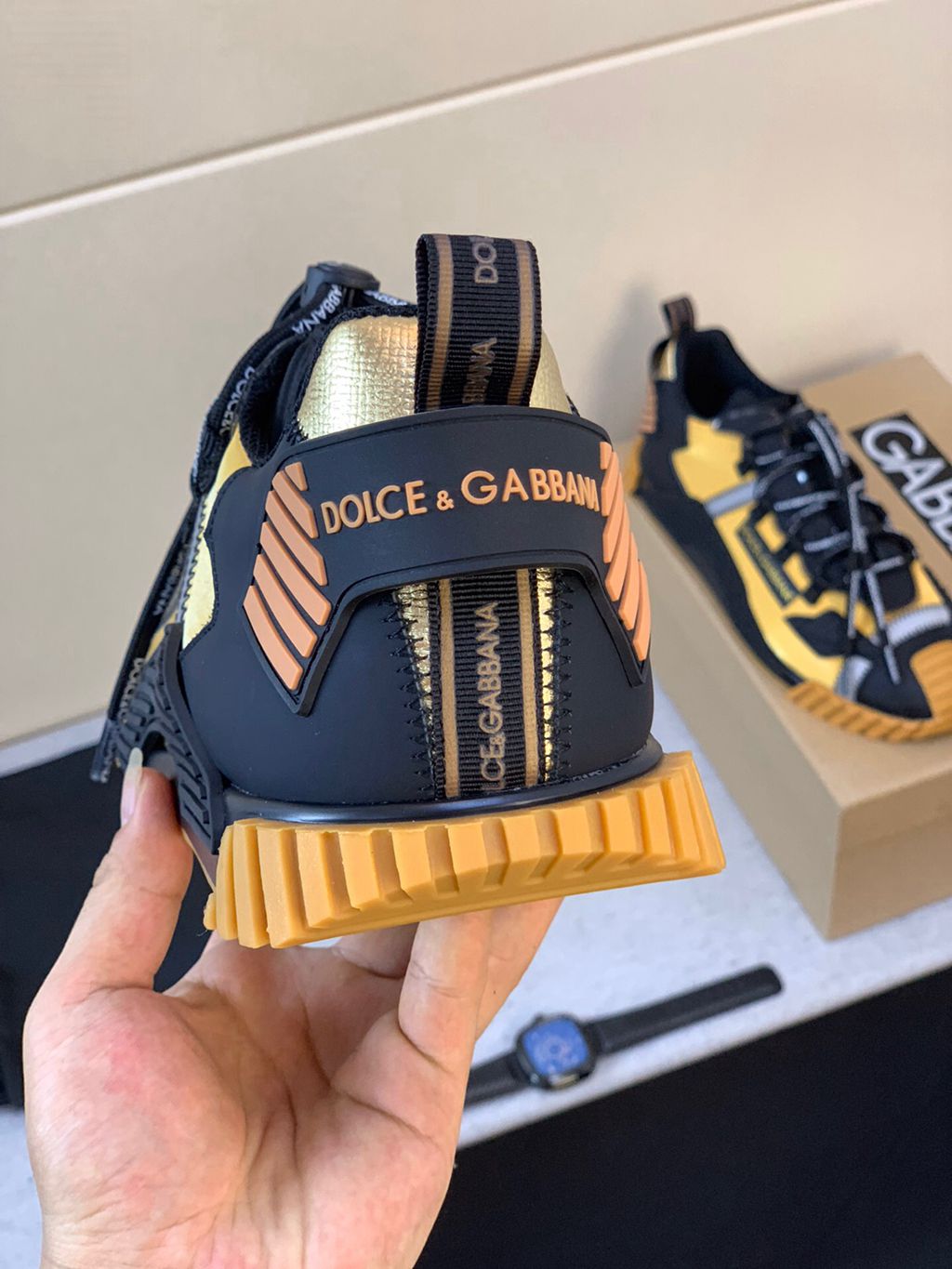 D*G sneaker